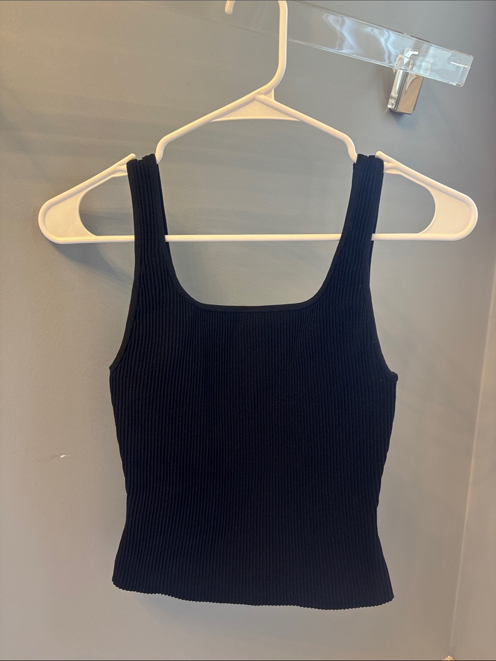 Babaton Black Ribbed Square-Neck Tank Top